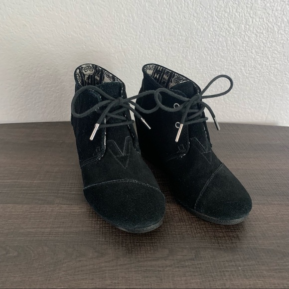 TOMS 380515 Boots Black Desert Wedge Ankle Booties size 7 - Picture 1 of 12